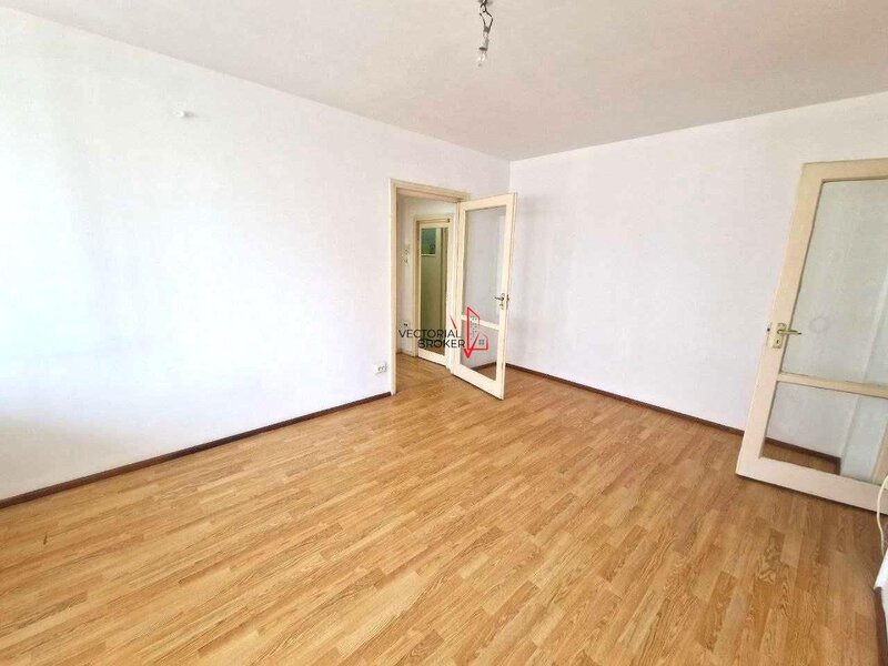 Stefan cel Mare, la 5 min. metrou Obor, ideal investitie, apartament la et. 2
