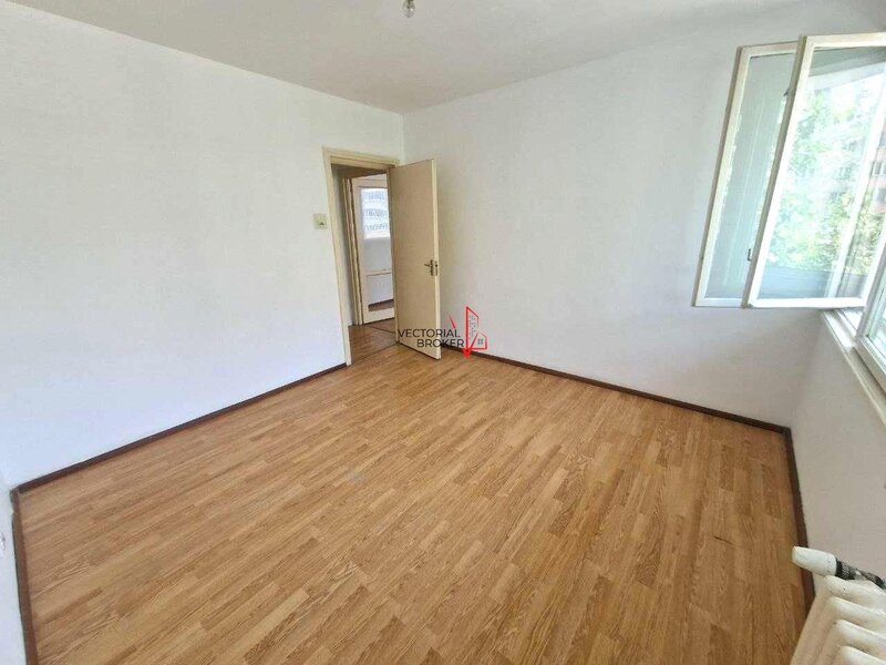 Stefan cel Mare, la 5 min. metrou Obor, ideal investitie, apartament la et. 2
