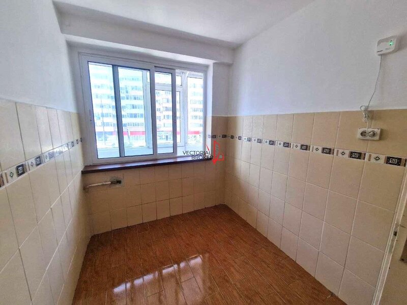 Stefan cel Mare, la 5 min. metrou Obor, ideal investitie, apartament la et. 2